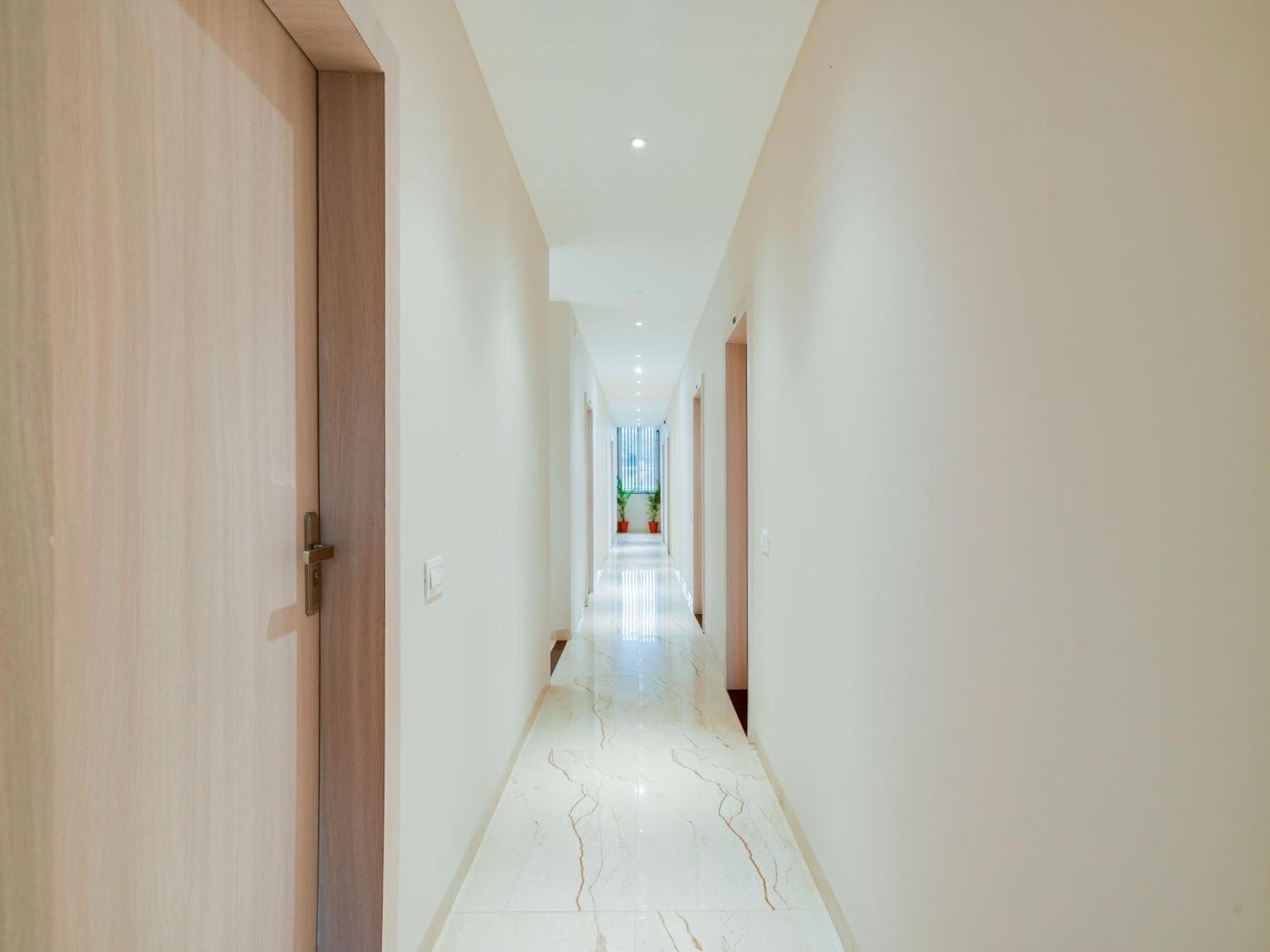 Collection O Hotel Mint Indore Exterior foto